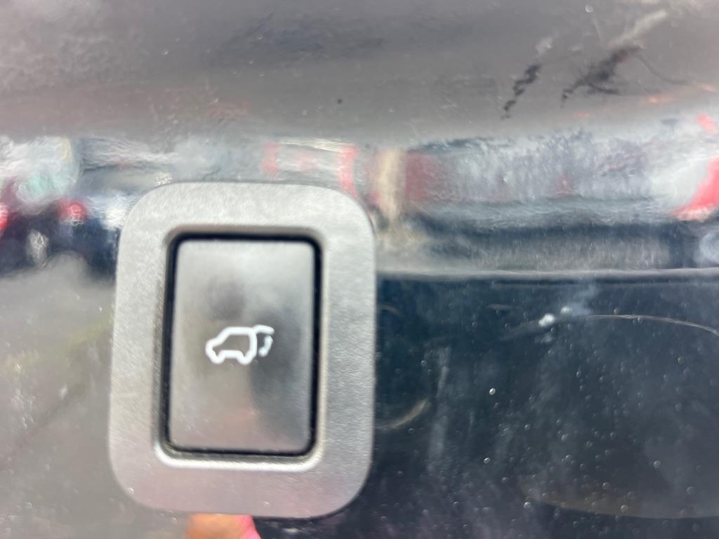 Toyota Highlander AWD 4dr V6 XLE (Natl) 2015