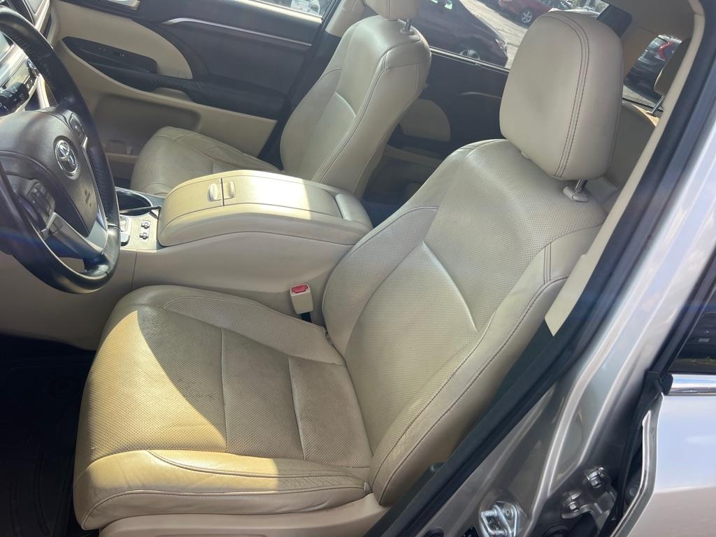 Toyota Highlander AWD 4dr V6 Limited (Natl) 2014