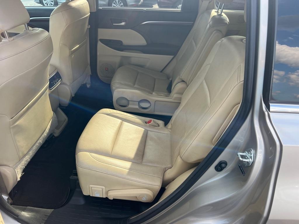 Toyota Highlander AWD 4dr V6 Limited (Natl) 2014
