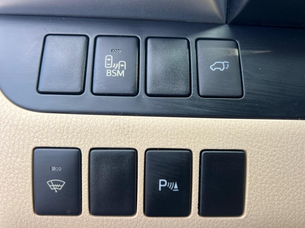 Toyota Highlander AWD 4dr V6 Limited (Natl) 2014