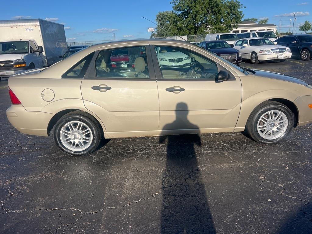 Ford Focus 4dr Sdn ZX4 SES 2006