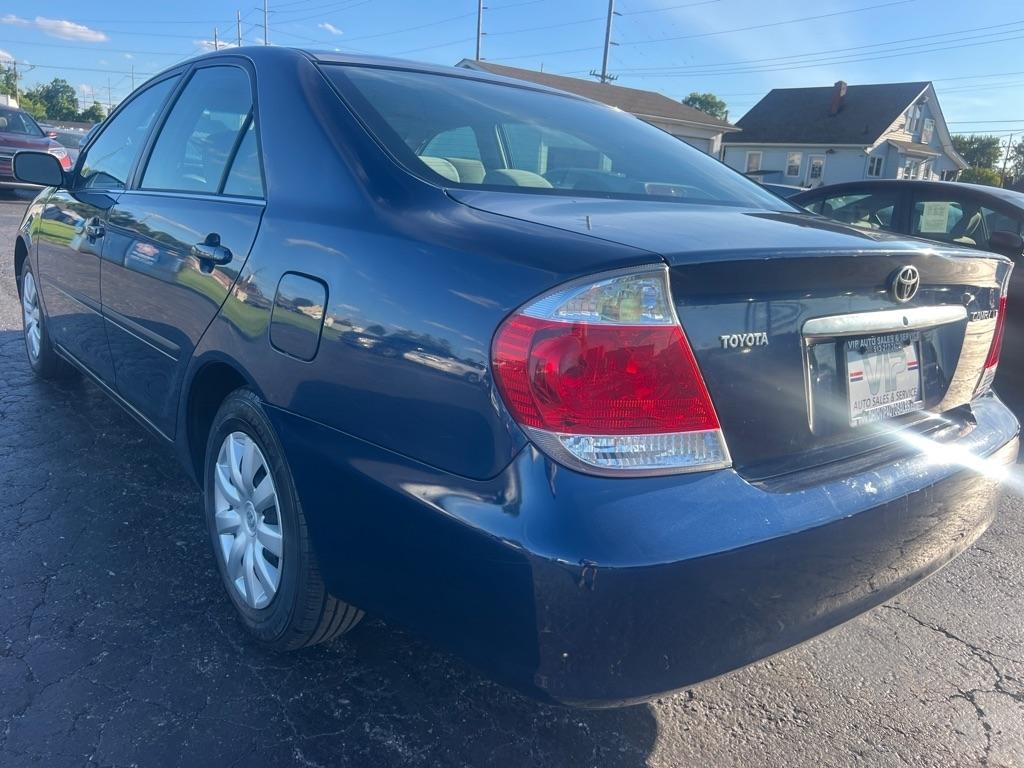 Toyota Camry 4dr Sdn XLE Auto (Natl) 2006