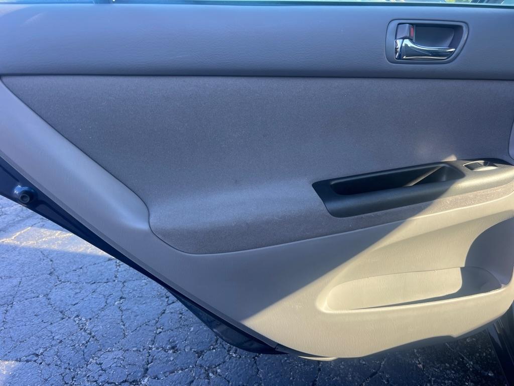 Toyota Camry 4dr Sdn XLE Auto (Natl) 2006