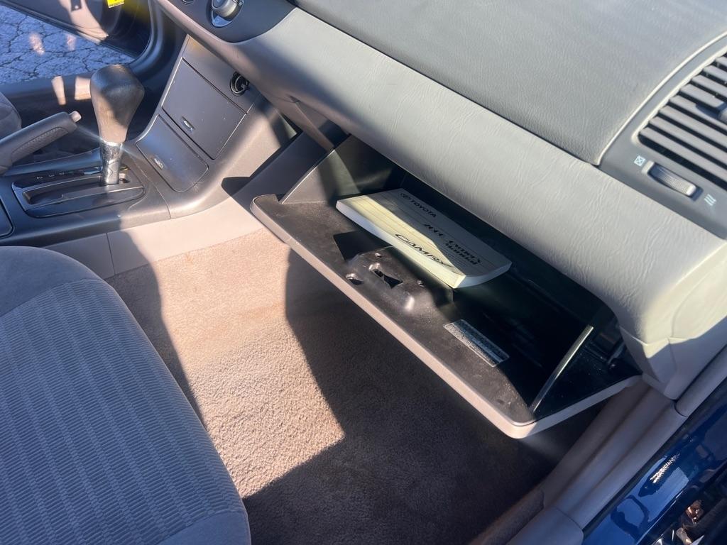 Toyota Camry 4dr Sdn XLE Auto (Natl) 2006