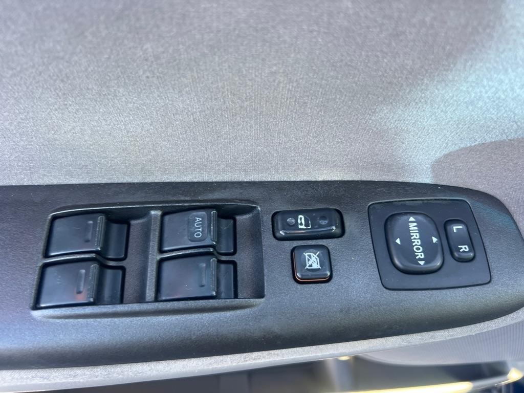 Toyota Camry 4dr Sdn XLE Auto (Natl) 2006