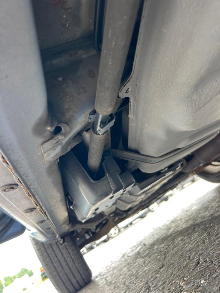 Toyota RAV4 FWD 4dr 4-cyl 4-Spd AT (Natl) 2011