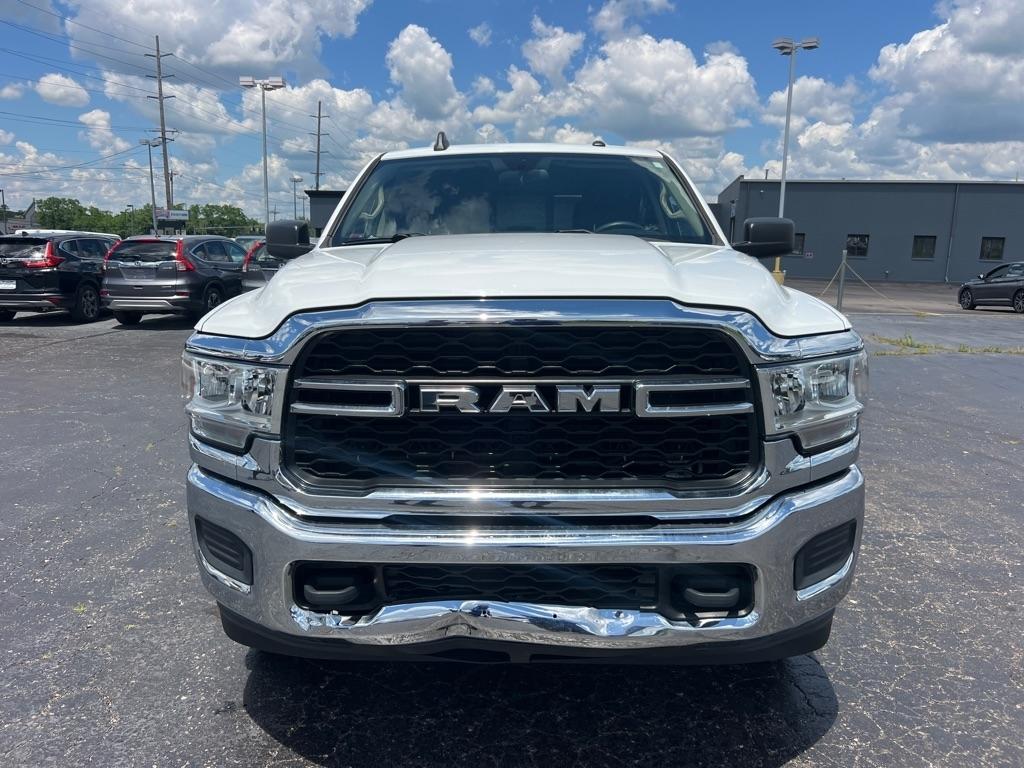 RAM 2500 Tradesman 4x4 Crew Cab 6'4" Box 2019