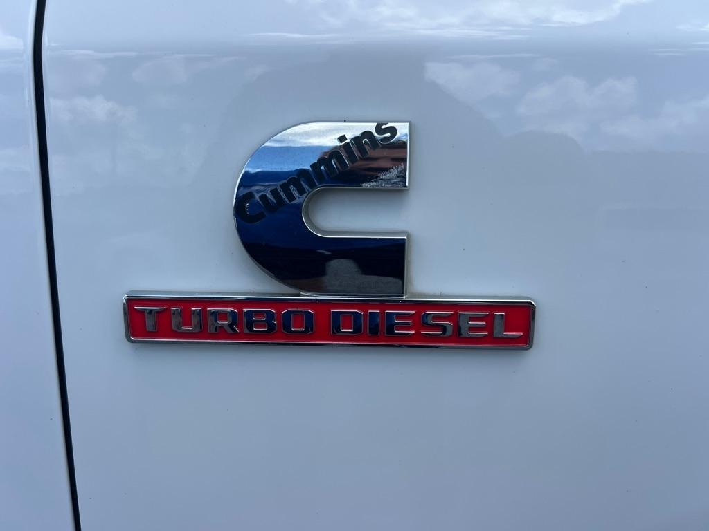 RAM 2500 Tradesman 4x4 Crew Cab 6'4" Box 2019