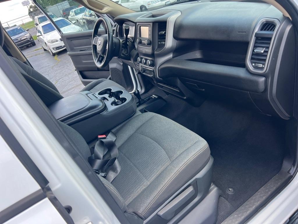 RAM 2500 Tradesman 4x4 Crew Cab 6'4" Box 2019