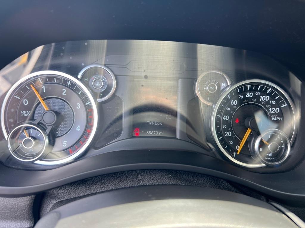RAM 2500 Tradesman 4x4 Crew Cab 6'4" Box 2019