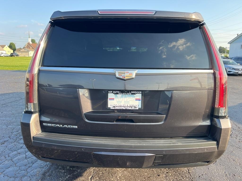 Cadillac Escalade 4WD 4dr Premium Luxury 2017