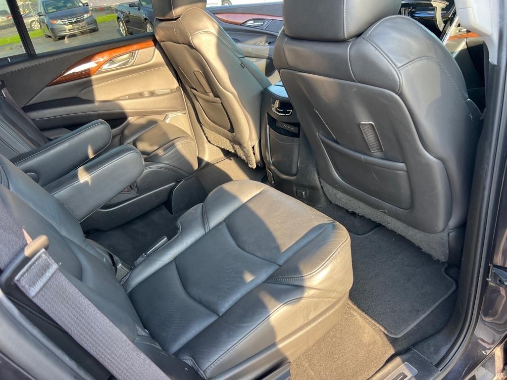 Cadillac Escalade 4WD 4dr Premium Luxury 2017