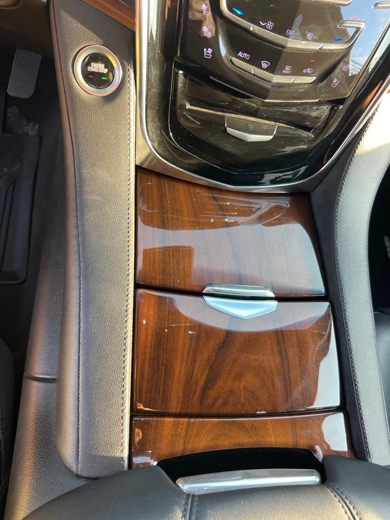 Cadillac Escalade 4WD 4dr Premium Luxury 2017