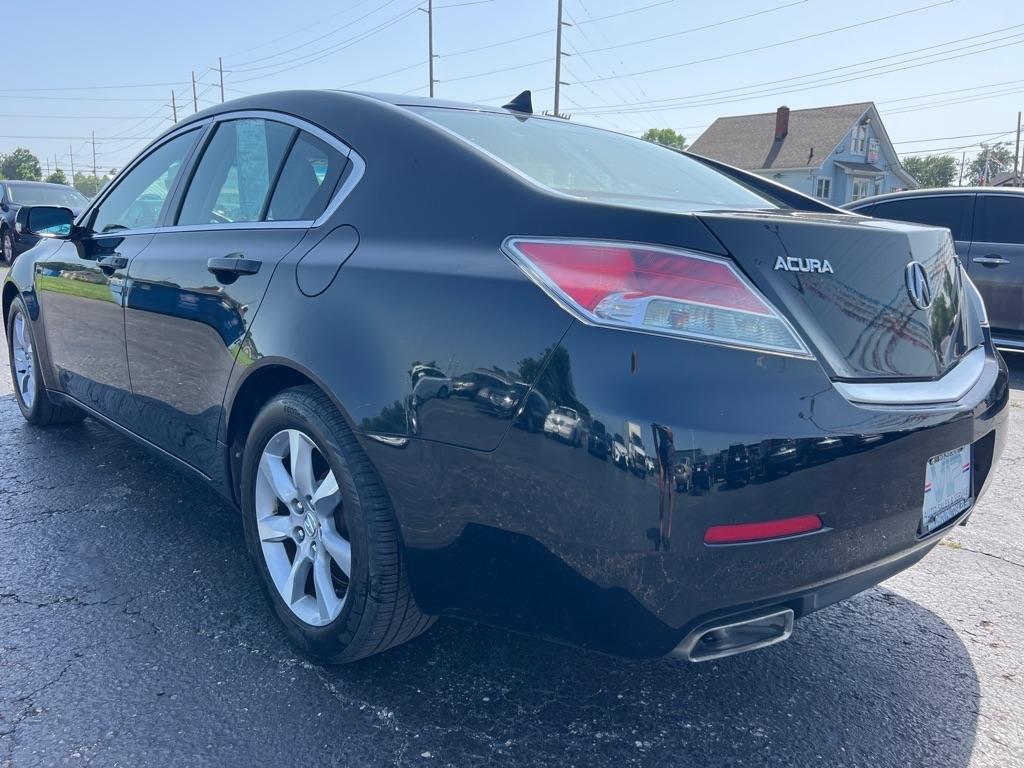 Acura TL 4dr Sdn Auto 2WD 2012