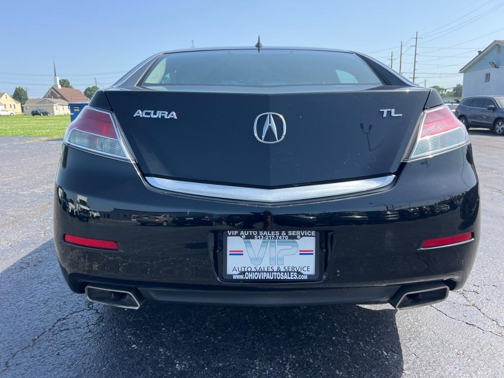 Acura TL 4dr Sdn Auto 2WD 2012