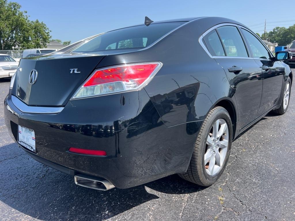 Acura TL 4dr Sdn Auto 2WD 2012