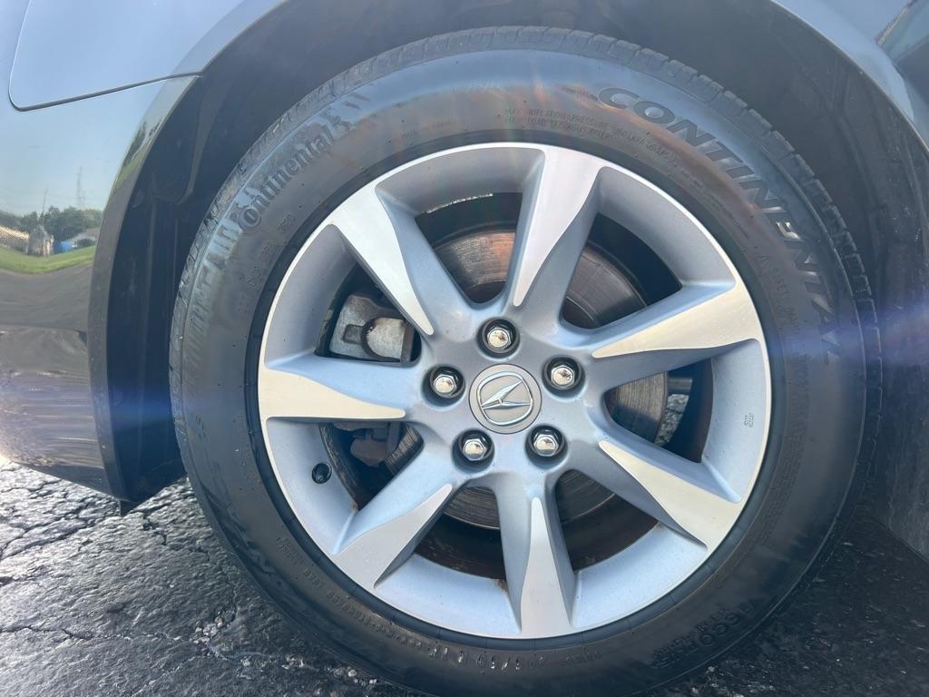 Acura TL 4dr Sdn Auto 2WD 2012