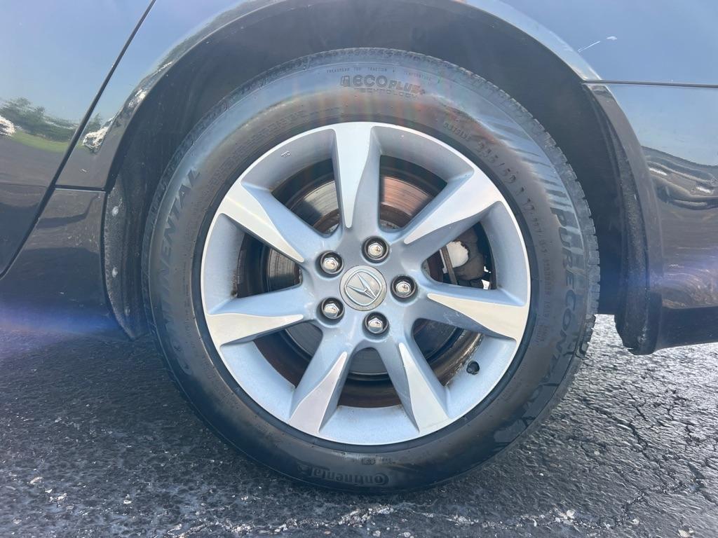 Acura TL 4dr Sdn Auto 2WD 2012