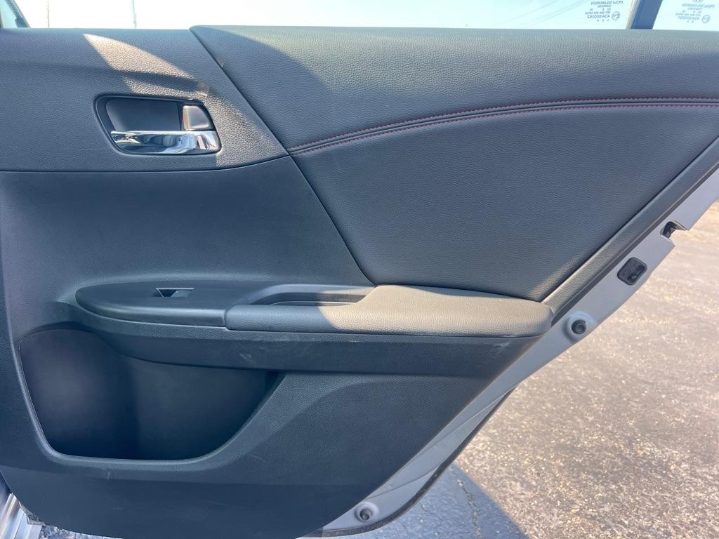 Honda Accord Sedan Sport SE CVT 2017