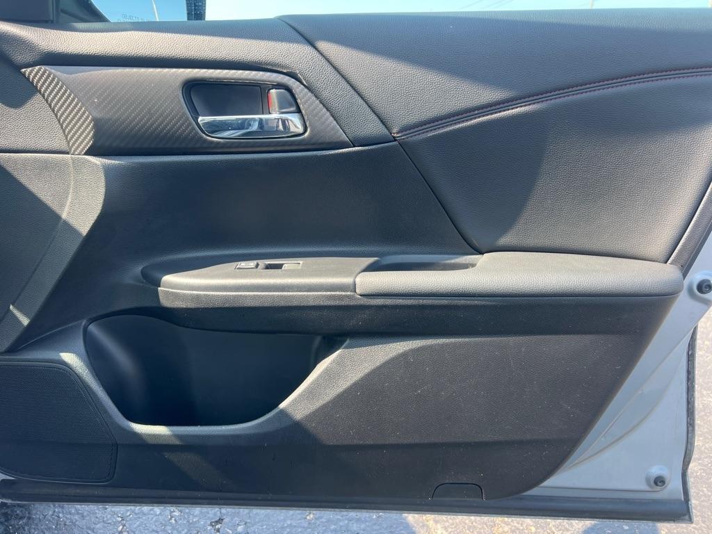 Honda Accord Sedan Sport SE CVT 2017