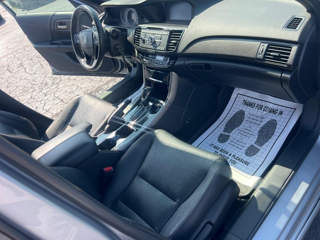 Honda Accord Sedan Sport SE CVT 2017