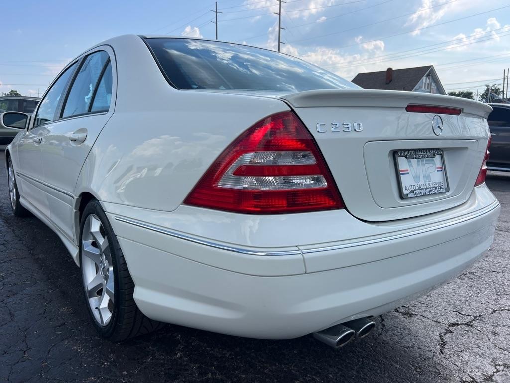 Mercedes-Benz C-Class 4dr Sdn 2.5L Sport RWD 2007