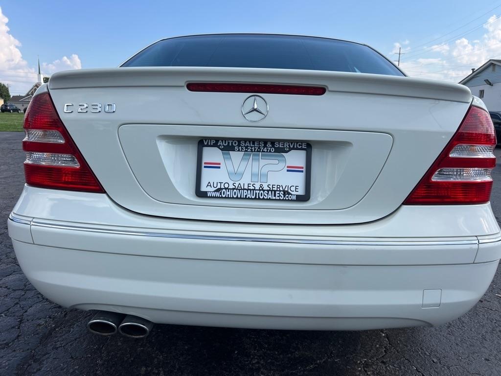 Mercedes-Benz C-Class 4dr Sdn 2.5L Sport RWD 2007