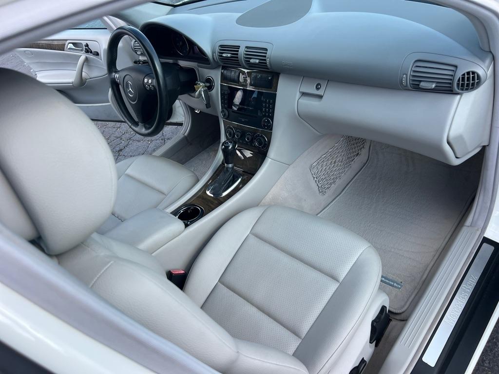 Mercedes-Benz C-Class 4dr Sdn 2.5L Sport RWD 2007