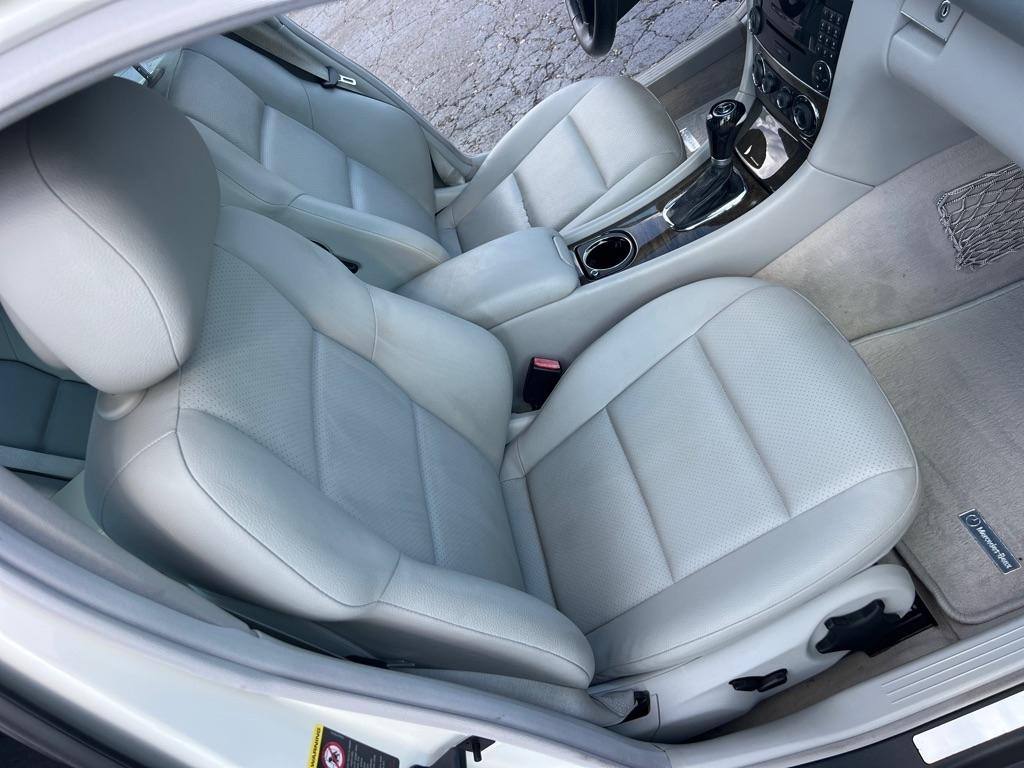 Mercedes-Benz C-Class 4dr Sdn 2.5L Sport RWD 2007