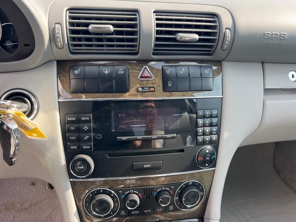Mercedes-Benz C-Class 4dr Sdn 2.5L Sport RWD 2007
