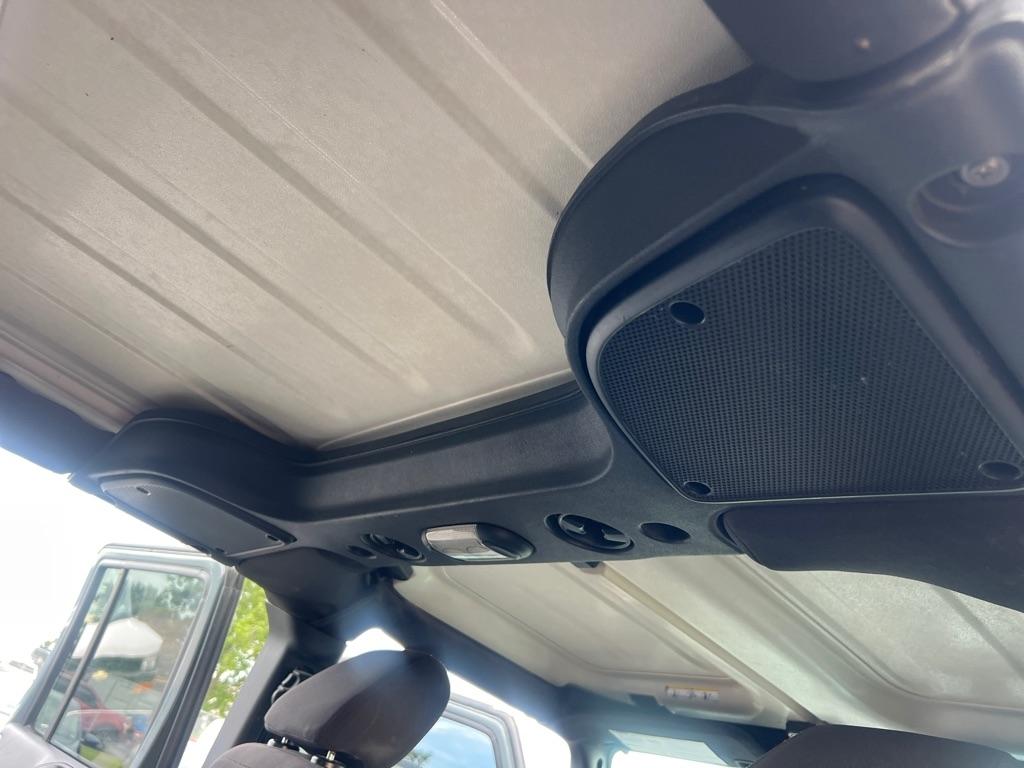 Jeep Wrangler Unlimited 4WD 4dr Sport 2015
