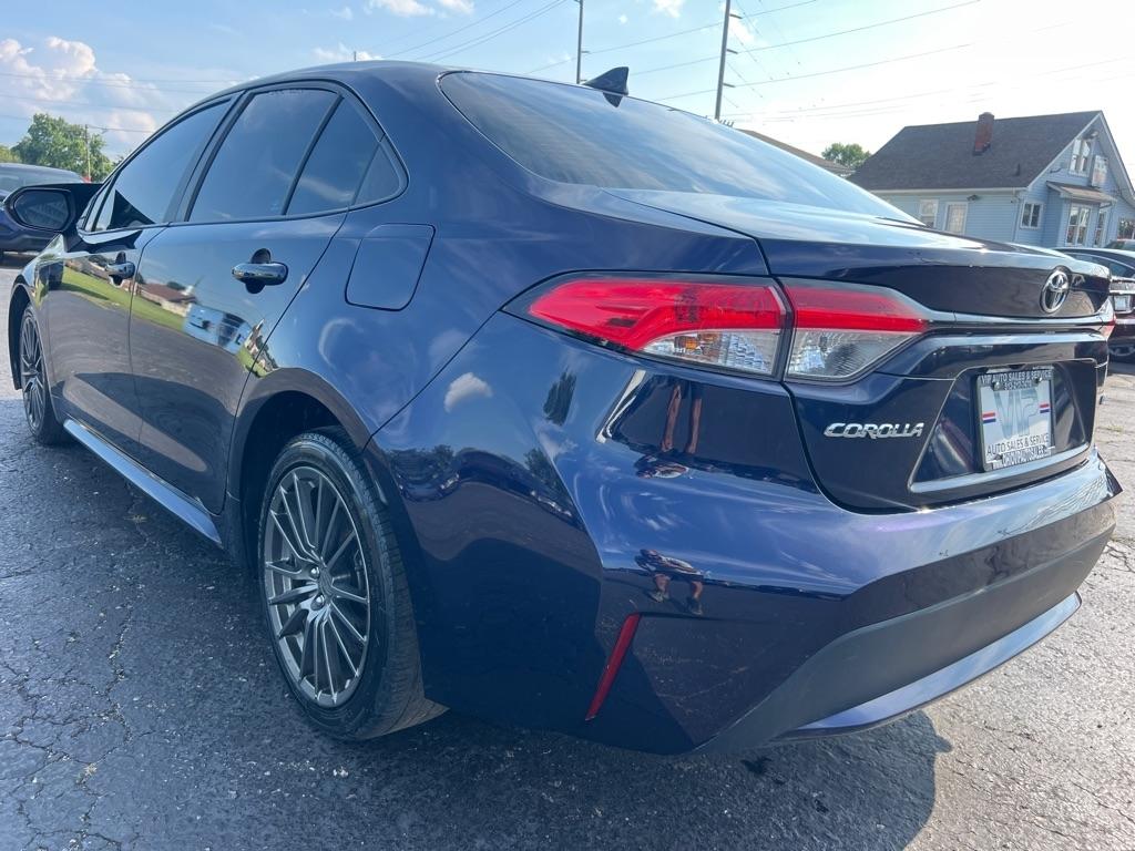 Toyota Corolla LE CVT (Natl) 2022