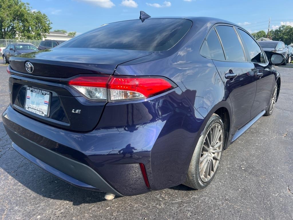 Toyota Corolla LE CVT (Natl) 2022