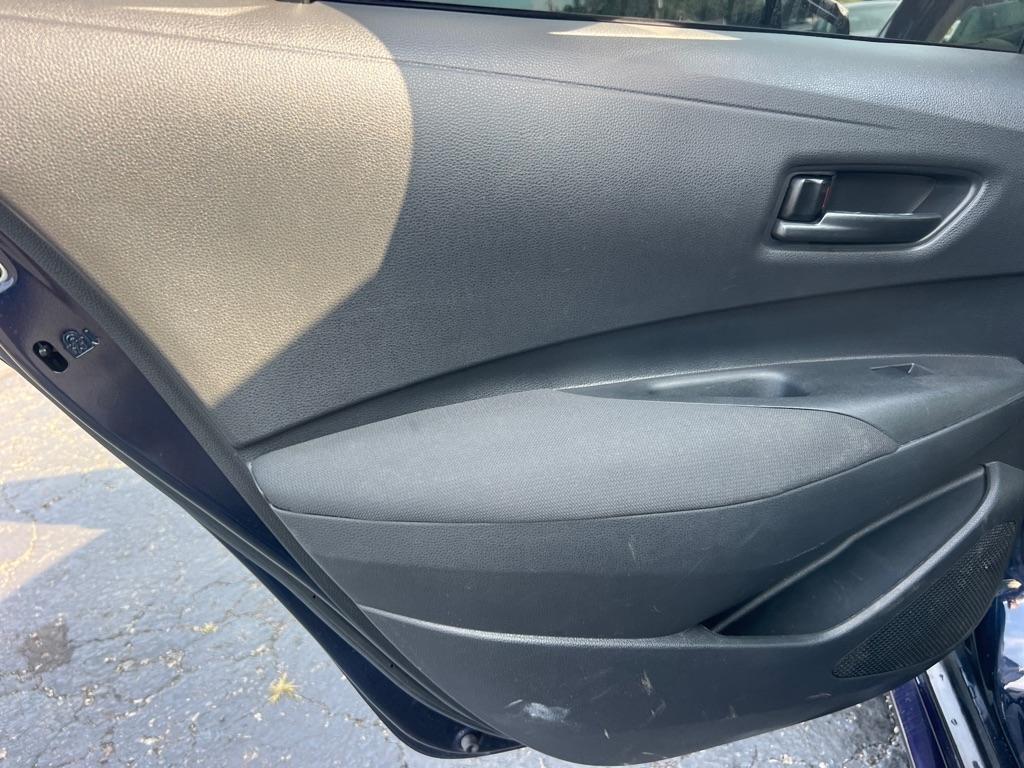 Toyota Corolla LE CVT (Natl) 2022