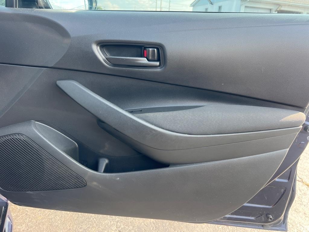Toyota Corolla LE CVT (Natl) 2022