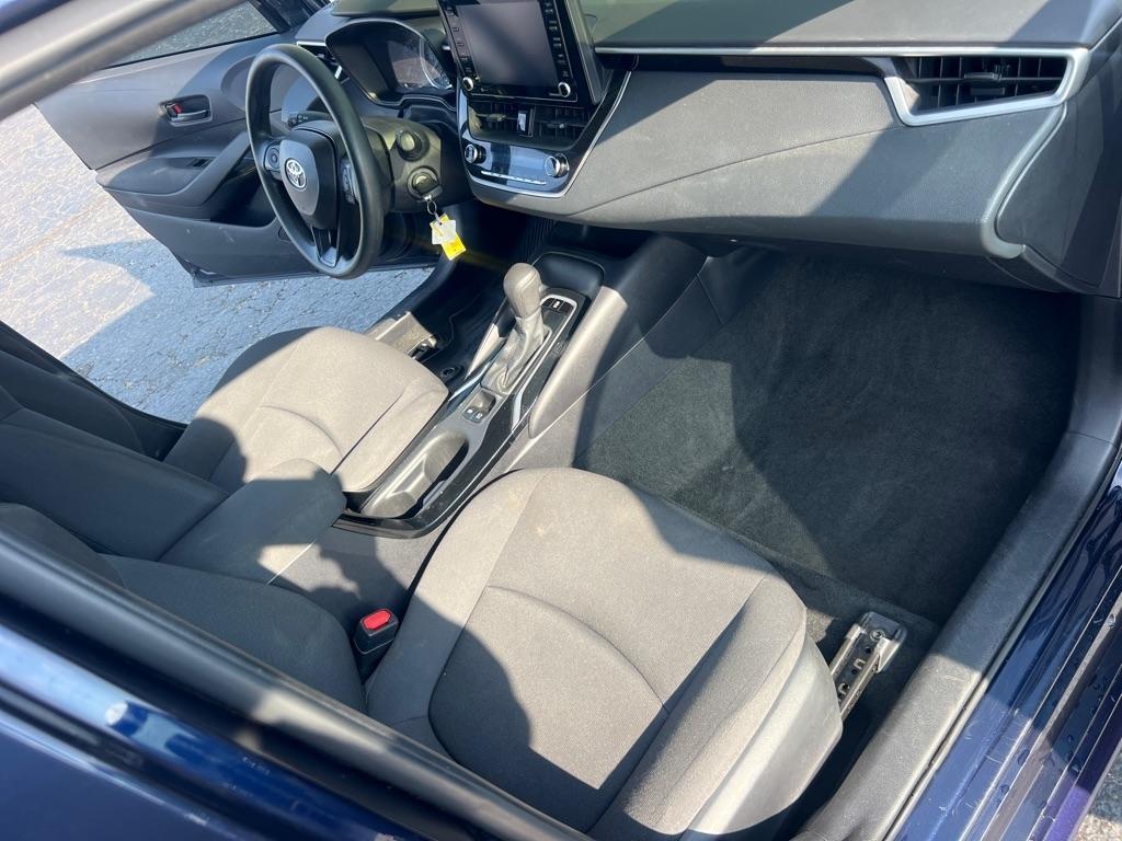Toyota Corolla LE CVT (Natl) 2022