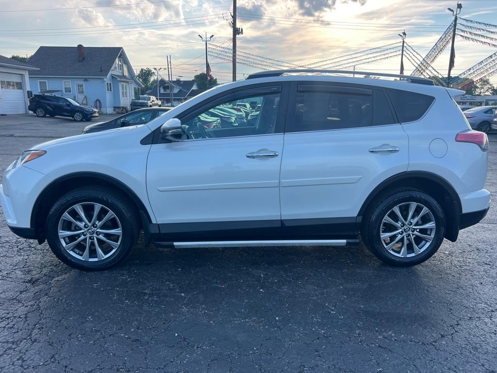 Toyota RAV4 Limited AWD (Natl) 2017