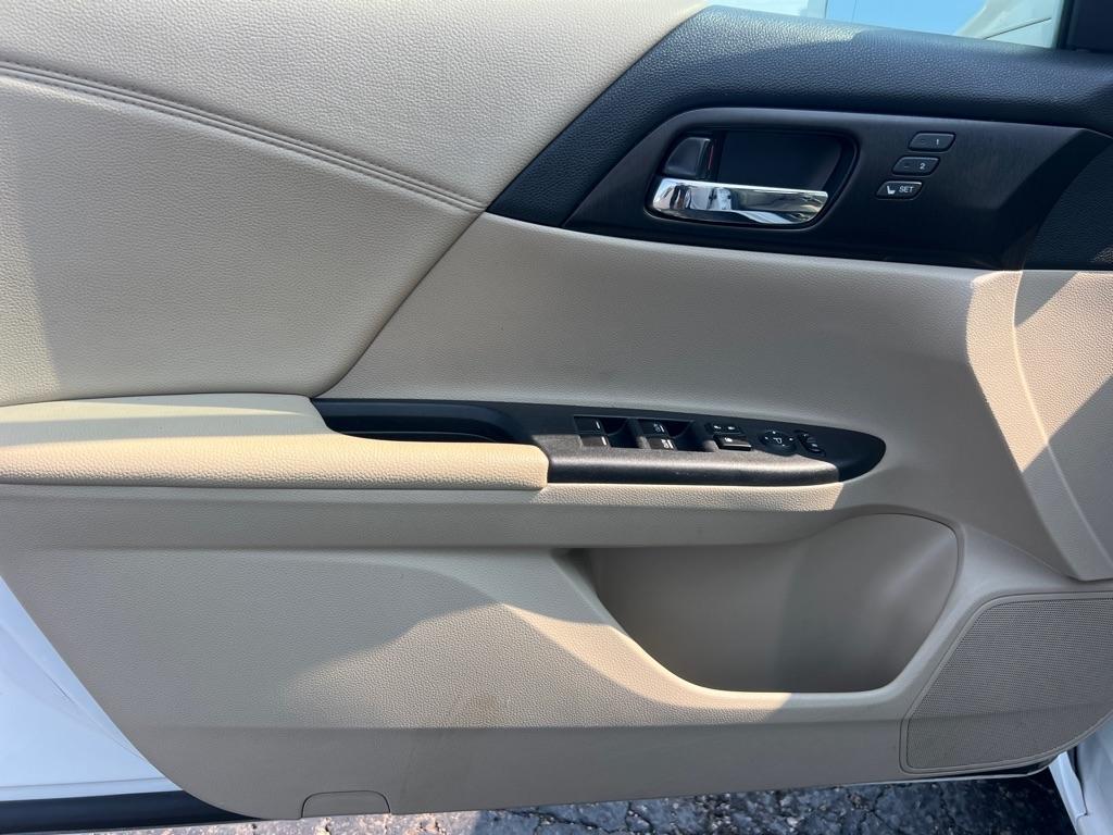Honda Accord Sedan 4dr I4 CVT EX-L 2015