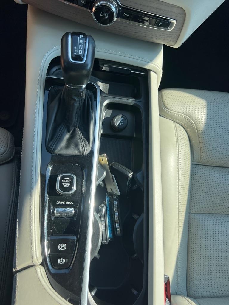 Volvo XC90 T6 AWD Inscription 6 Passenger 2020