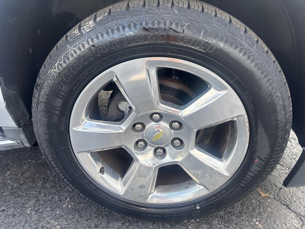 Chevrolet Suburban 4WD 4dr LTZ 2015