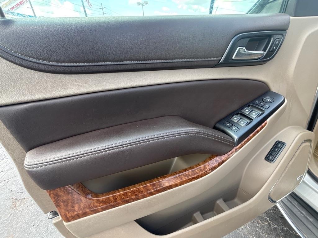 Chevrolet Suburban 4WD 4dr LTZ 2015