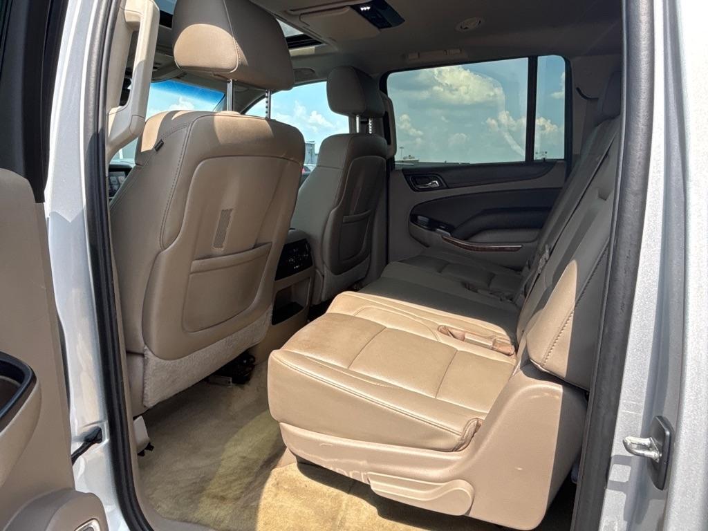 Chevrolet Suburban 4WD 4dr LTZ 2015
