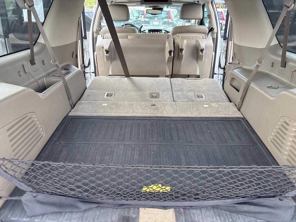 Chevrolet Suburban 4WD 4dr LTZ 2015