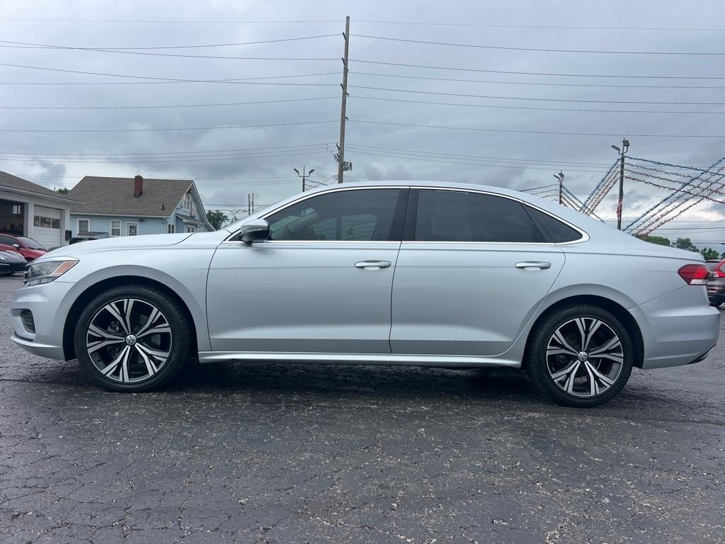 Volkswagen Passat 2.0T SE Auto 2021