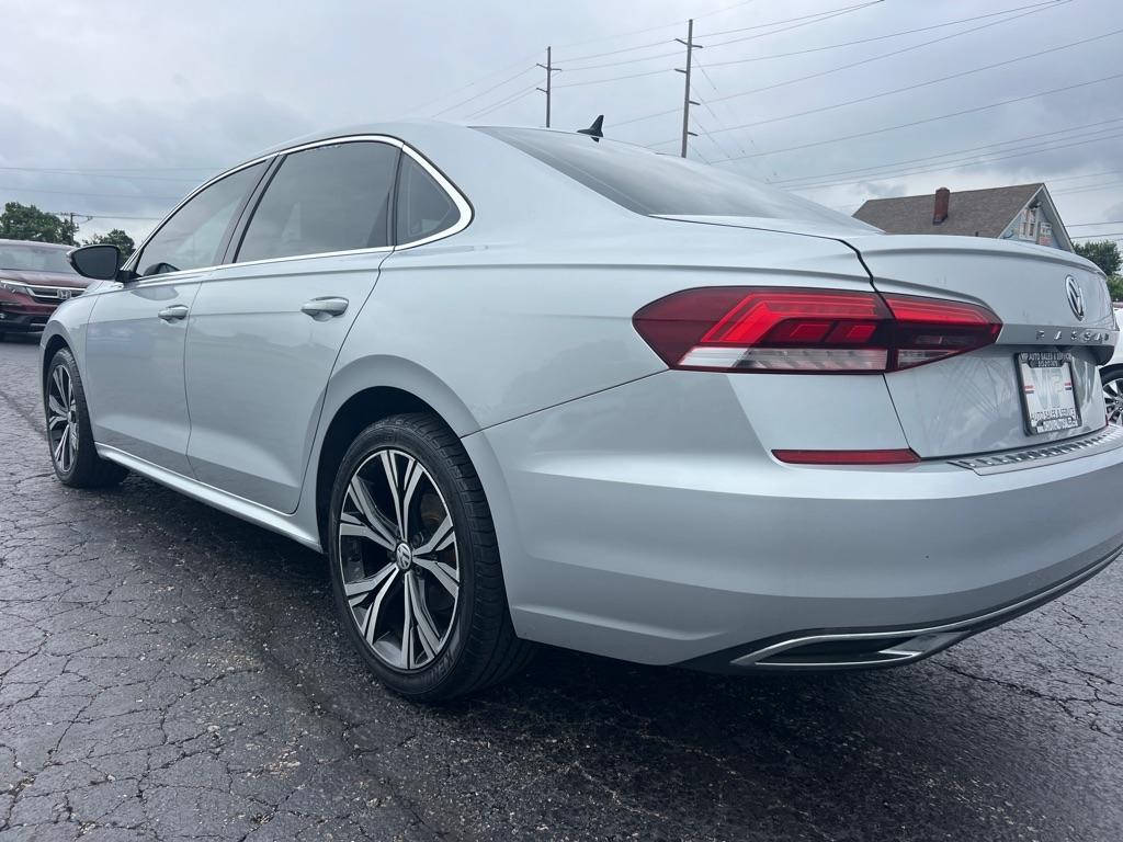 Volkswagen Passat 2.0T SE Auto 2021