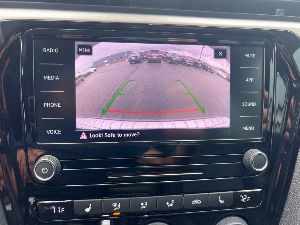 Volkswagen Passat 2.0T SE Auto 2021