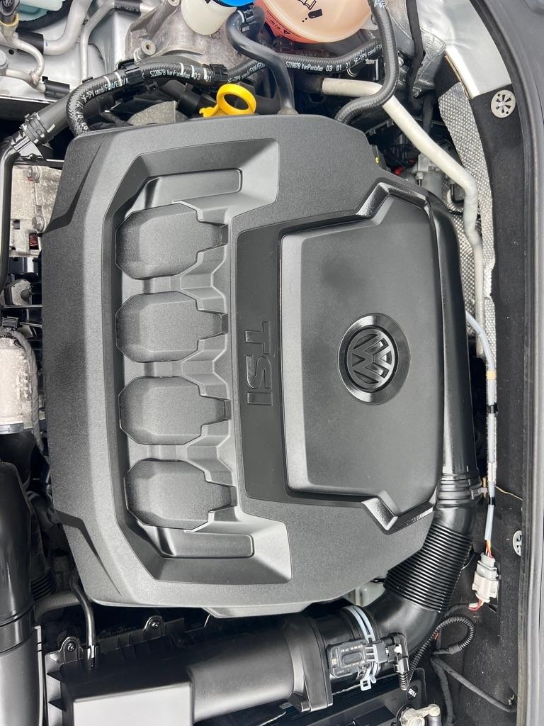 Volkswagen Passat 2.0T SE Auto 2021