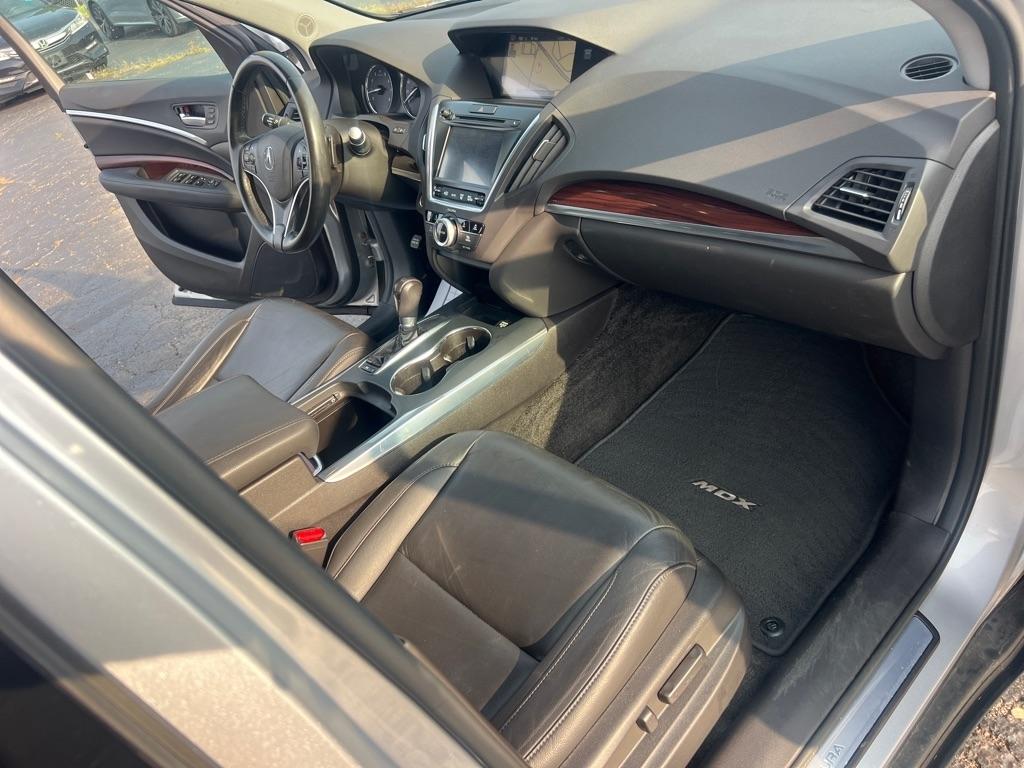 Acura MDX SH-AWD 4dr Tech Pkg 2015