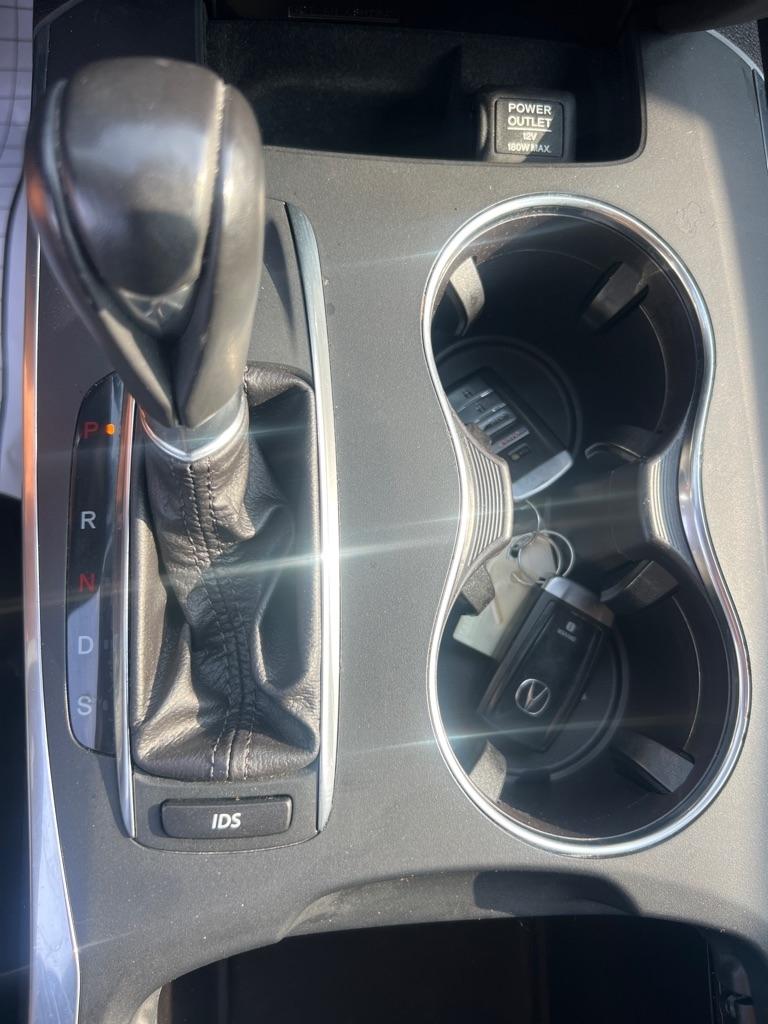 Acura MDX SH-AWD 4dr Tech Pkg 2015