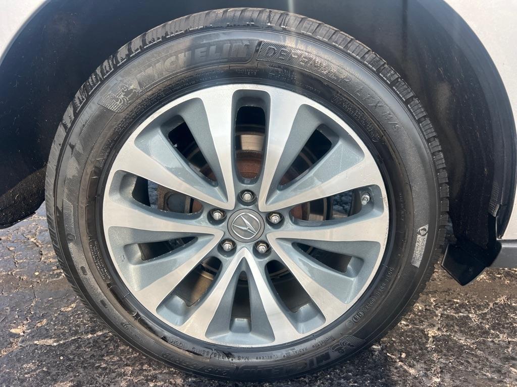 Acura MDX SH-AWD 4dr Tech Pkg 2015